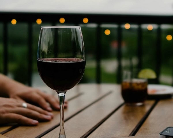 A delicious wine for about $2 a bottle! This posts has all the tips and ideas you need to make your own wine - that actually tastes fabulous! Learn from our mistakes and create your own wine for holidays, weddings or just weekends. make your own wine