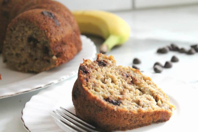 easy healthy low fat banana bread with chocolate chips