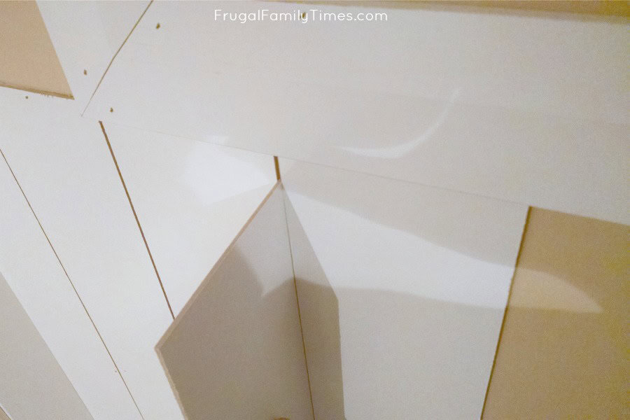 vertical shiplap gap