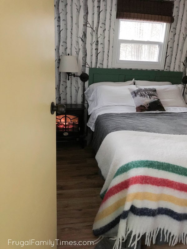 green headboard