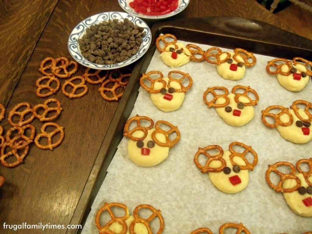 easy reindeer sugar cookies