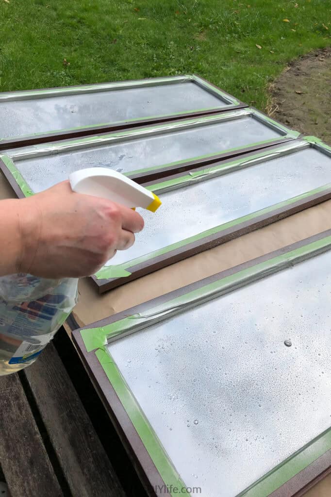 how do you make faux mercury glass with vinegar?