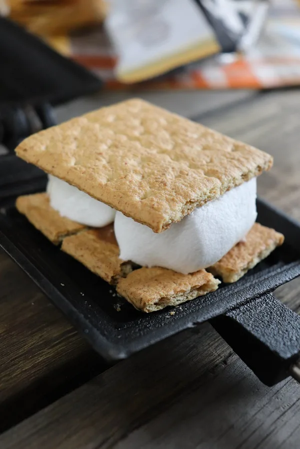 Yummy Pie Iron S’mores