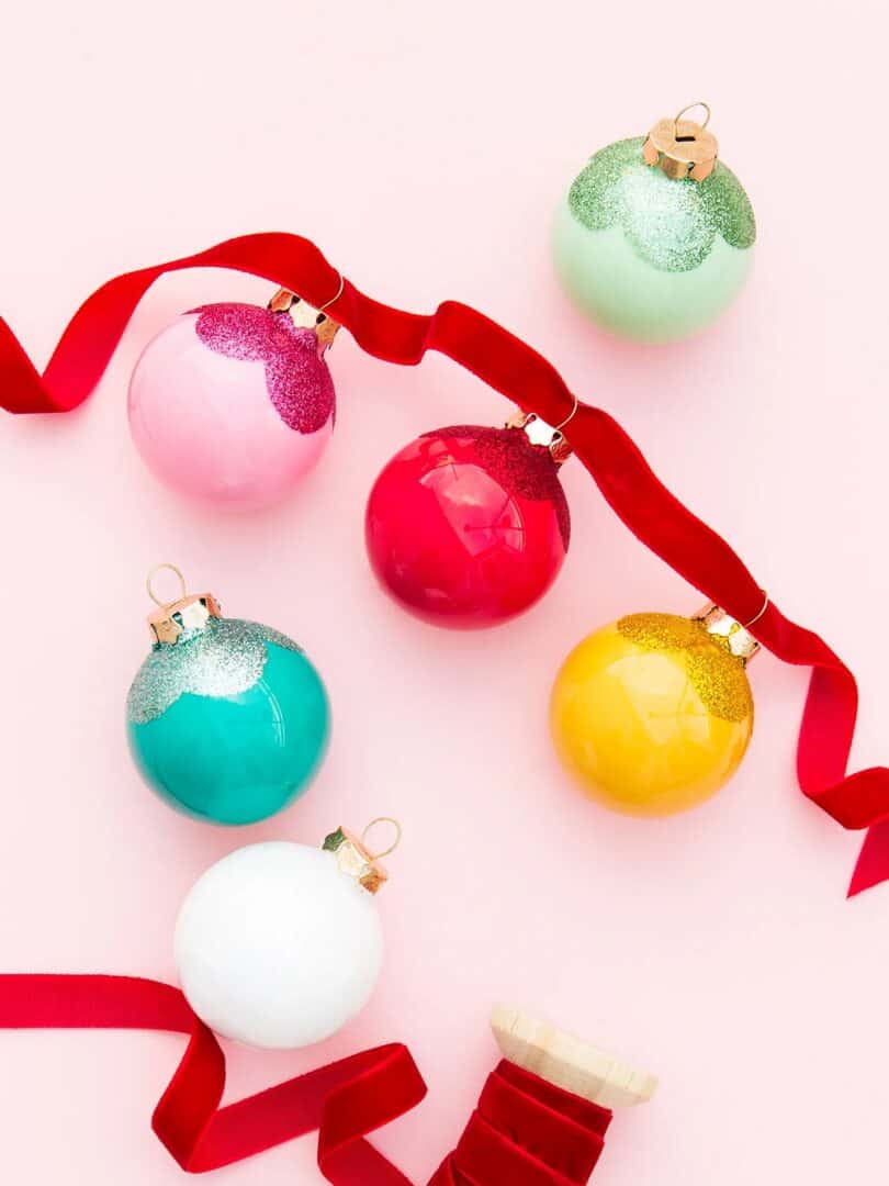 20+ Easy DIY Glitter Ornaments For The Most Beautiful Christmas Tree ...