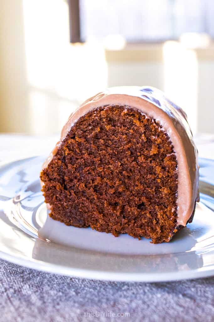 chocolate cake with cream cheese frosting baileys Irish cream