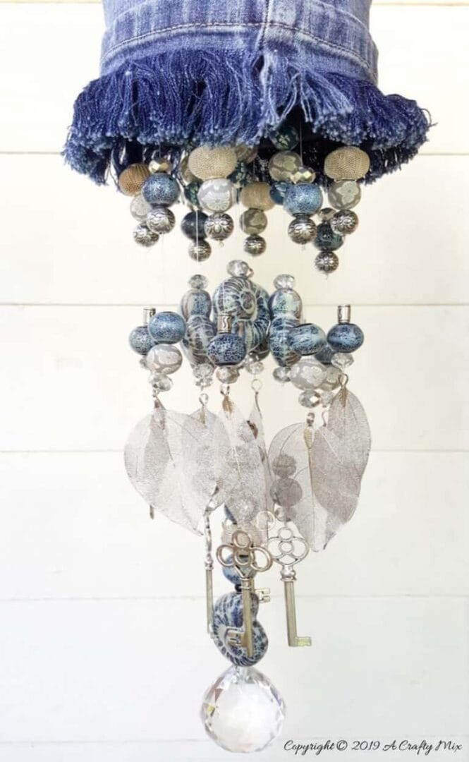 20+ Creative Ways To Repurpose Old Jeans | Recycle & Upcycle Your Denim ...