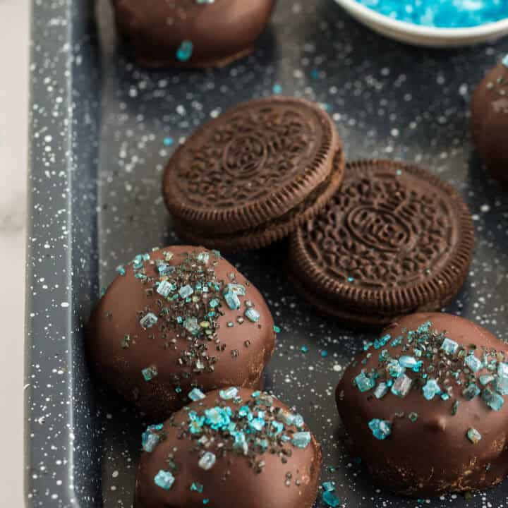 Fabulous & Easy No Bake Oreo Balls Recipe