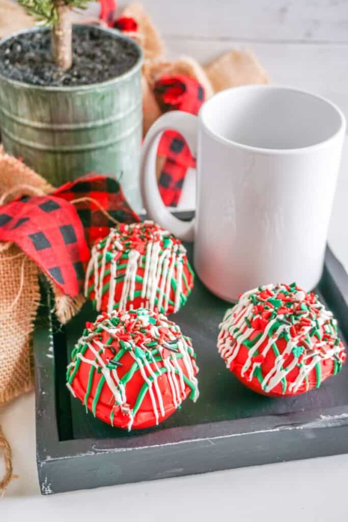 Christmas Taffy Hot Cocoa Bombs