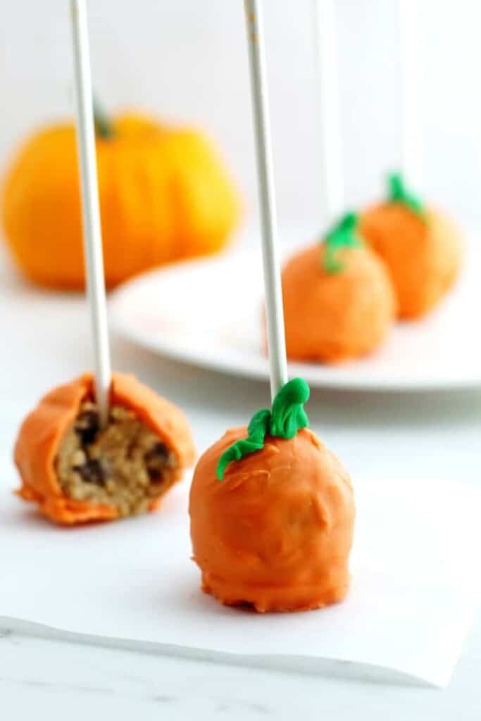 No Bake Pumpkin Cookie Dough Pops