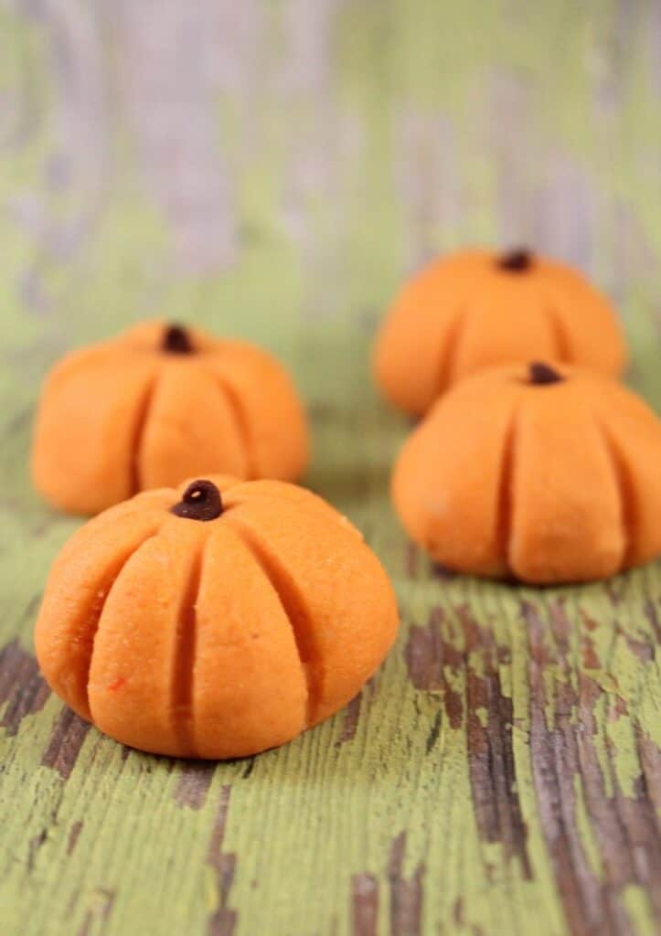 No Bake Peanut Butter Pumpkin Bites
