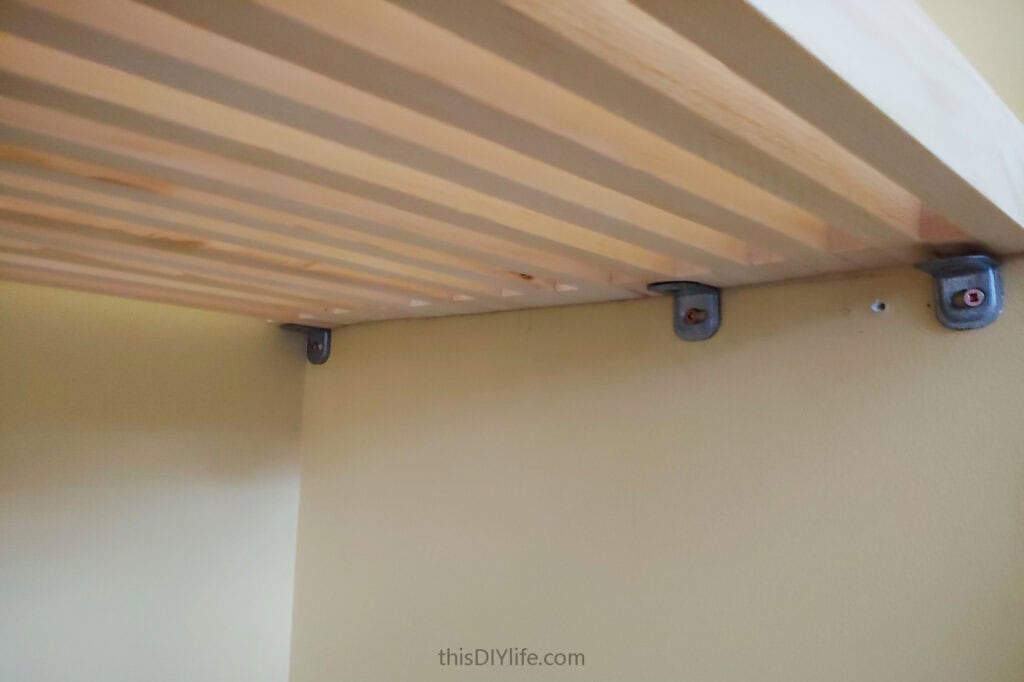 how to install diy computer desk built in