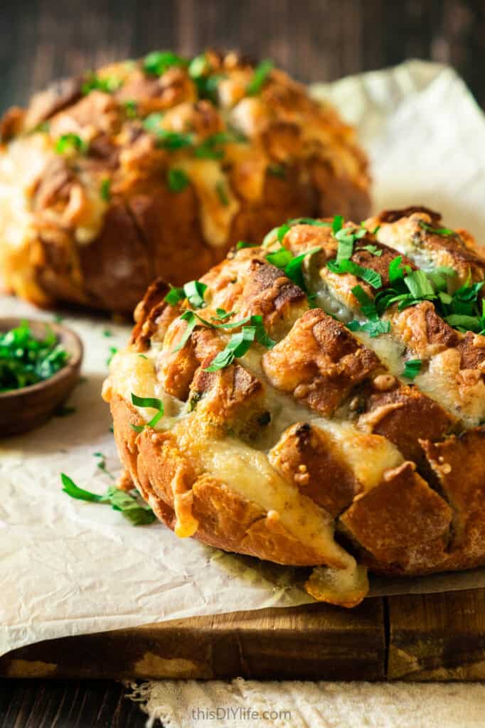 easy cheesy pull-apart garlic bread baking time