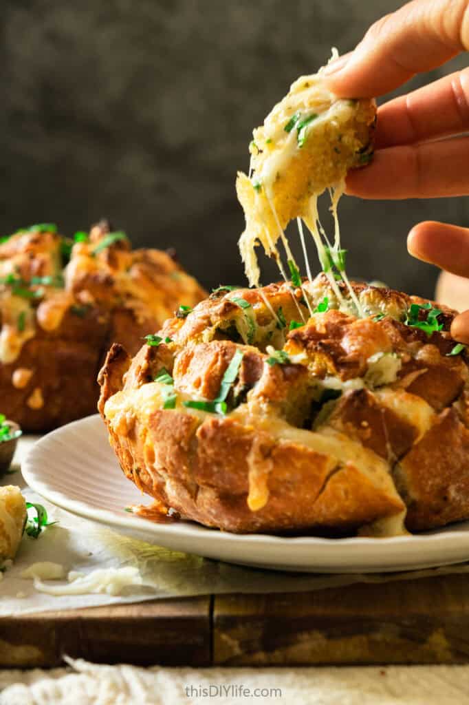 cheesy garlic pull-apart bread recipe
