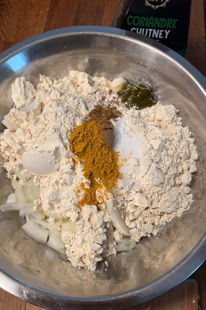 add coriander chutney and spices to bhaji recipe